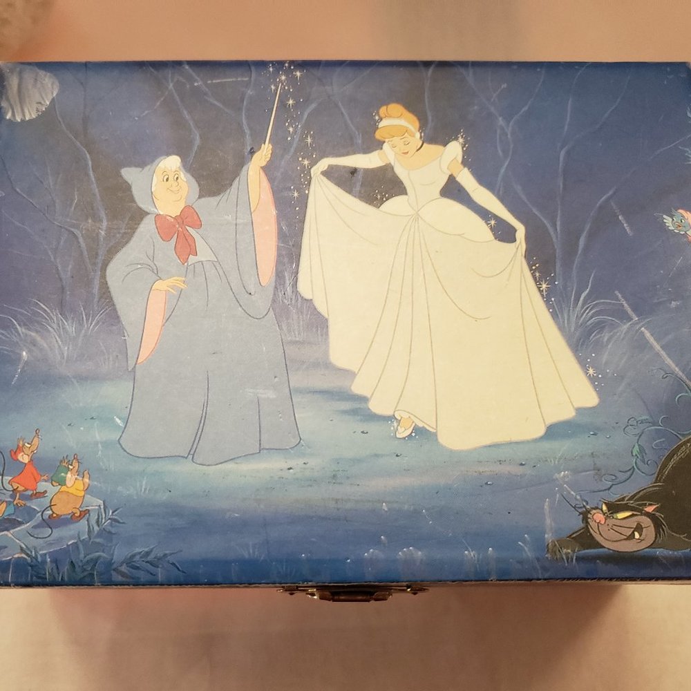 Vintage Disney Cinderella Music Jewellery Box Bibbidi Bobbidi Boo
